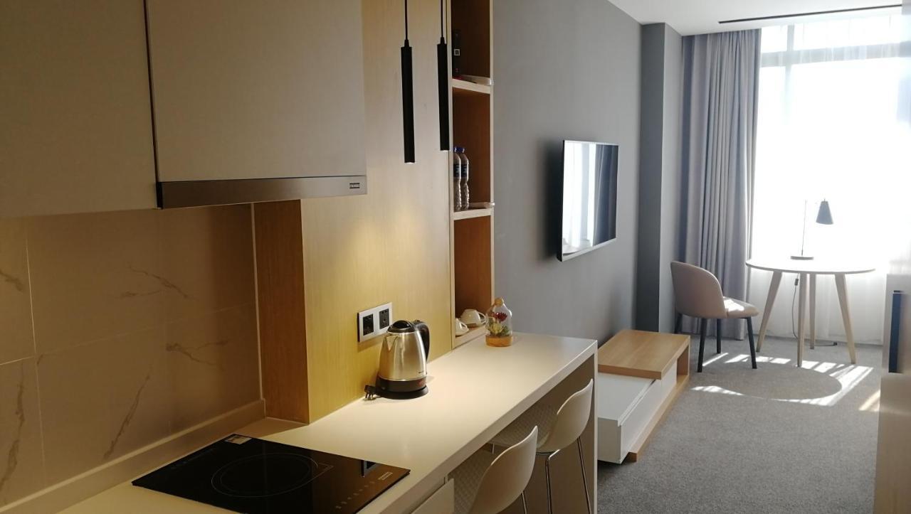 Ln Residence Changdi - New Aiqun Building - Canton Fair Free Shuttle Bus During Canton Fair Period Bagian luar foto